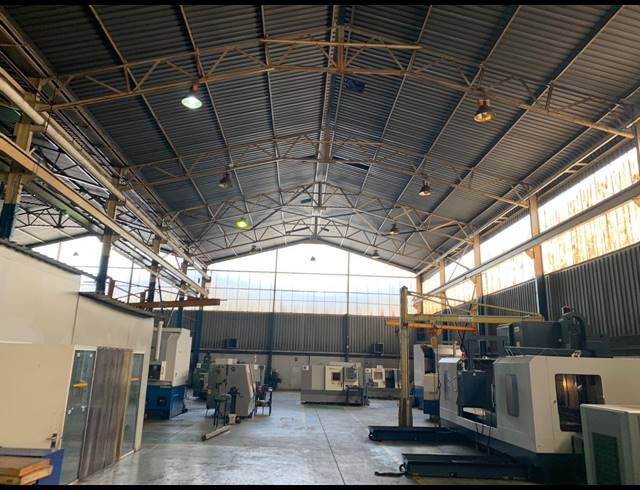 5,060M² WAREHOUSE TO LET IN ANDERBOLT